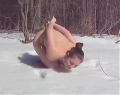 selfbondage in the snow